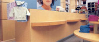 Применение сыктывкарской фанеры при изготовлении торгового и сервисного оборудования