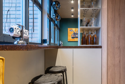 Шкаф на балконе (<a style='text-decoration:underline;' href='/lamarty/decors/rain.html'>Рейн</a>)