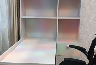 Рабочий стол для детской (<a style='text-decoration:underline;' href='/lamarty/decors/aura.html'>Аура</a>)