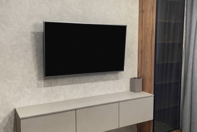 ТВ тумба (<a style='text-decoration:underline;' href='/lamarty/decors/wotan_oak.html'>Дуб Вотан</a>, <a style='text-decoration:underline;' href='/lamarty/decors/phantom.html'>Фантом</a>)