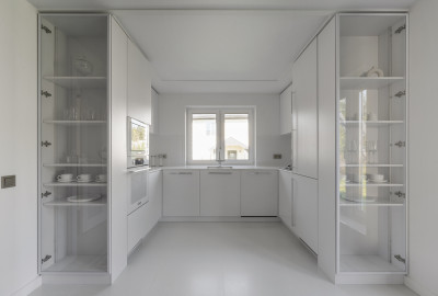 кухня (<a style='text-decoration:underline;' href='/lamarty/decors/snow_white.html'>Белоснежный</a>)
