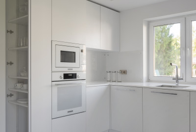 кухня (<a style='text-decoration:underline;' href='/lamarty/decors/snow_white.html'>Белоснежный</a>)